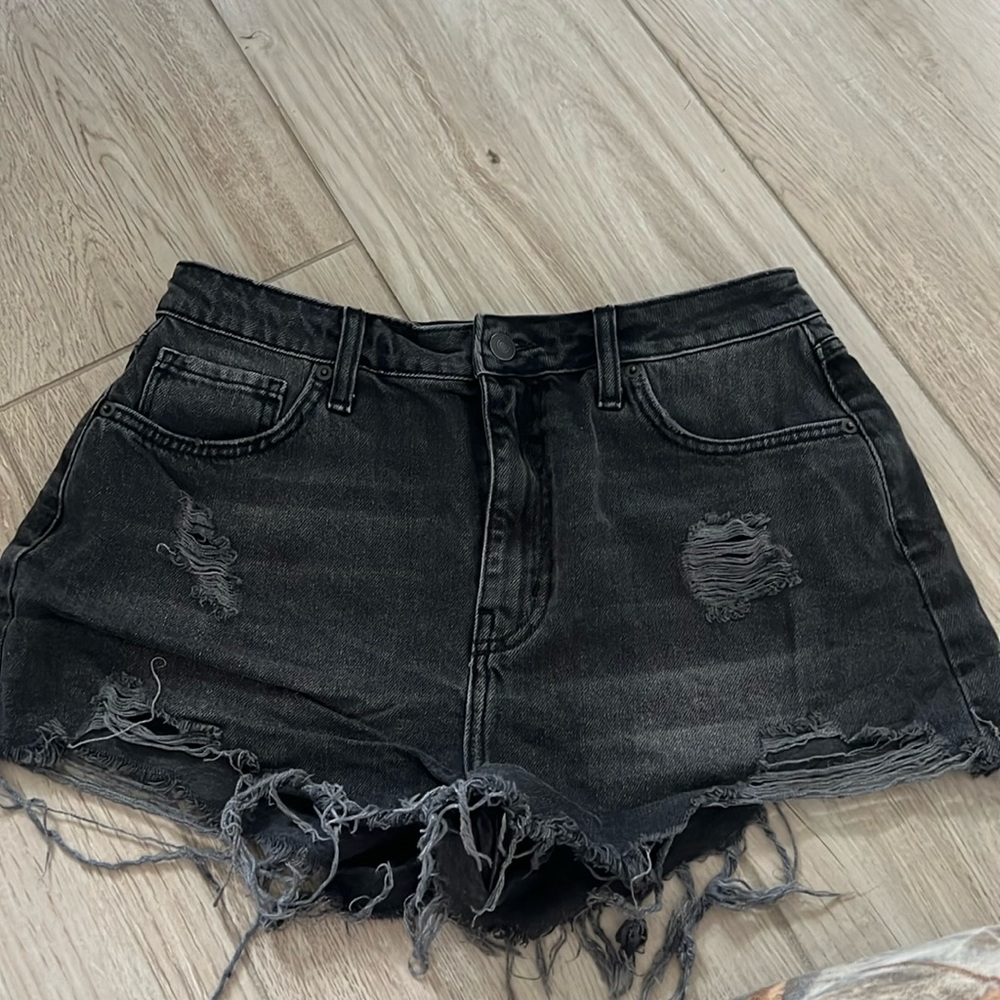 Black ripped jeans shorts forever 21